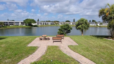 Lake Condo For Sale in West Palm Beach, Florida