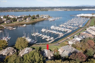 Lake Condo For Sale in Portland, Oregon