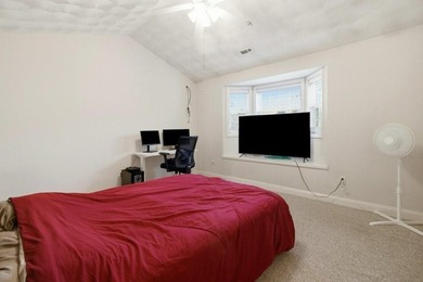 Welcome to Saw Mill Square! This well-maintained top-floor - photo 15
