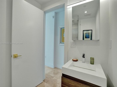 GORGEOUS REMODELED CONDO AT THE PENINSULA I. PRIVATE ELEVATOR