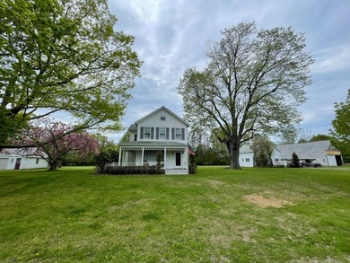 Southold, North Fork: The historic Boisseau farmhouse, built - photo 3