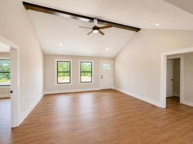 Additional listing photo 1