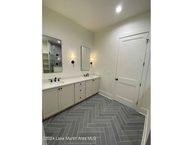 Stunning New Construction in the Prestigious Willow Glynn - photo 16