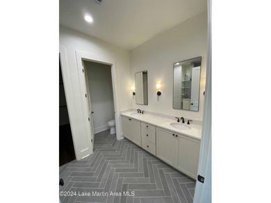 Stunning New Construction in the Prestigious Willow Glynn - photo 17