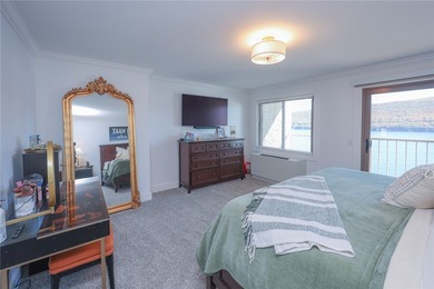 Enjoy maintenance-free lake living in this top level, penthouse - photo 21