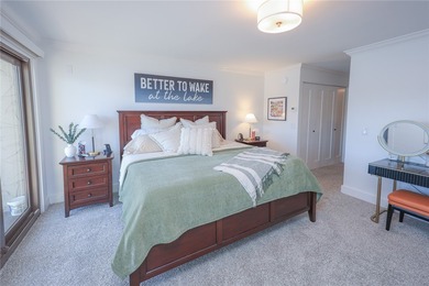 Enjoy maintenance-free lake living in this top level, penthouse - photo 22