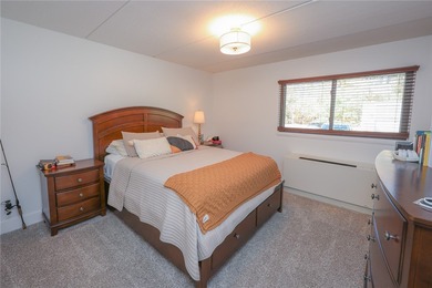 Enjoy maintenance-free lake living in this top level, penthouse - photo 28