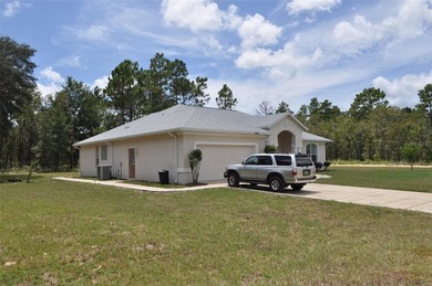 THE FEEL OF COUNTRY LIVING! Discover pure country living in this - photo 3