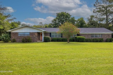 Lake Home For Sale in Cottondale, Florida