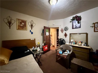Exceptional opportunity to own a classic up-and-down duplex in - photo 13