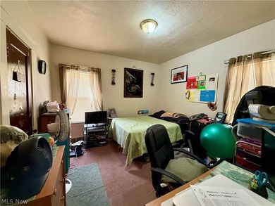 Exceptional opportunity to own a classic up-and-down duplex in - photo 16