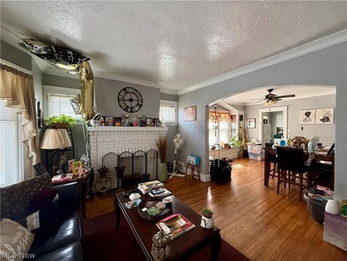 Exceptional opportunity to own a classic up-and-down duplex in - photo 22