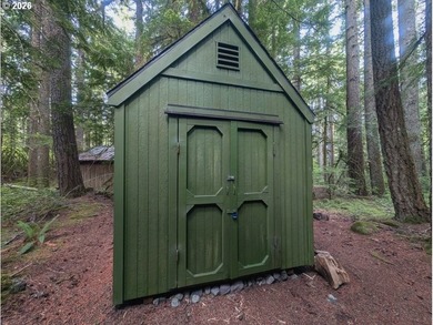 Built in 1930 and tucked among towering firs in the Mt. Hood - photo 26