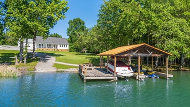 Welcome to your waterfront retreat with no restrictions, no HOA - photo 1
