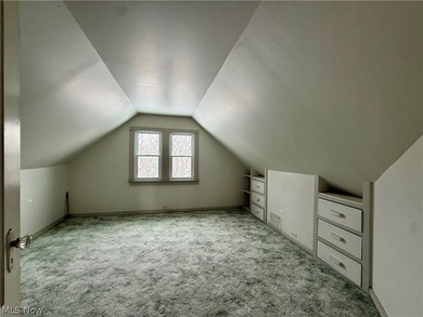 Exceptional opportunity to own a classic up-and-down duplex in - photo 42