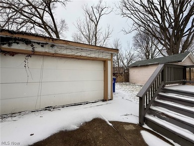 Exceptional opportunity to own a classic up-and-down duplex in - photo 49