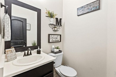 Looking for space to grow? This beautiful home offers 4 bedrooms - photo 8