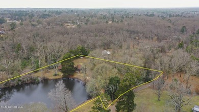 Tucked away on 3.6 acres this rustic charmer offers the perfect - photo 22