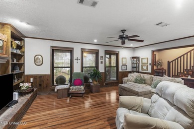 Tucked away on 3.6 acres this rustic charmer offers the perfect - photo 36