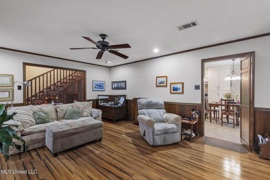Tucked away on 3.6 acres this rustic charmer offers the perfect - photo 38