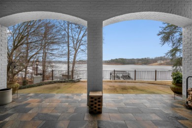 SMITH LAKE, This sensational Main Channel Lake Home is located - photo 40