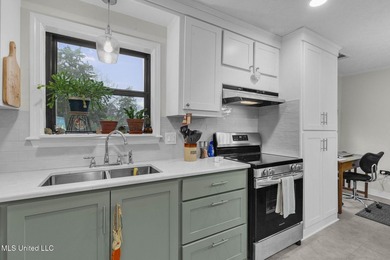 Tucked away on 3.6 acres this rustic charmer offers the perfect - photo 44