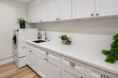 Light and bright home in the heart of Del Cerro featuring a - photo 45