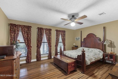 Tucked away on 3.6 acres this rustic charmer offers the perfect - photo 48