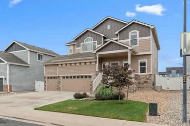 If you've been looking for a 5 bedroom + office, 4 bathroom home - photo 3