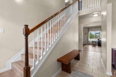 If you've been looking for a 5 bedroom + office, 4 bathroom home - photo 4