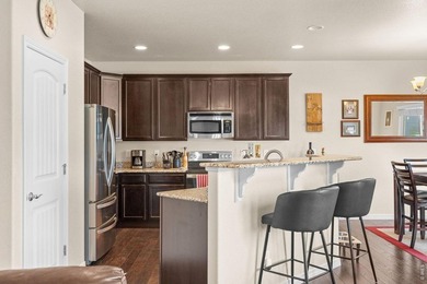 If you've been looking for a 5 bedroom + office, 4 bathroom home - photo 6