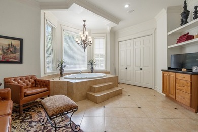 Lake Hamilton Estate - 6 1/2 Acres & 250' Frontage. This luxury - photo 22