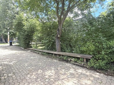 Enjoy the perfect blend of privacy and lake-area living in this - photo 22