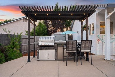 BRAND NEW HVAC INSTALLED!!! MT LASSEN VIEWS! Well-maintained - photo 4