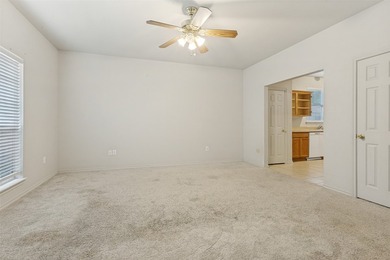 Neat home on quiet street. Fenced backyard is super private - photo 3