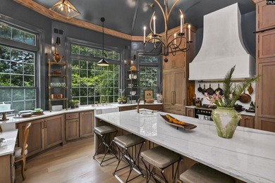 Behind a canopy of mature landscaping and tucked among private - photo 20