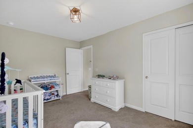 Seller offering $5000 in closing costs!Freshly updated and - photo 31
