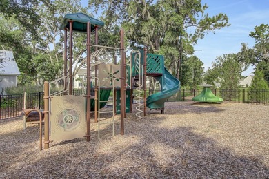 Seller offering $5000 in closing costs!Freshly updated and - photo 50