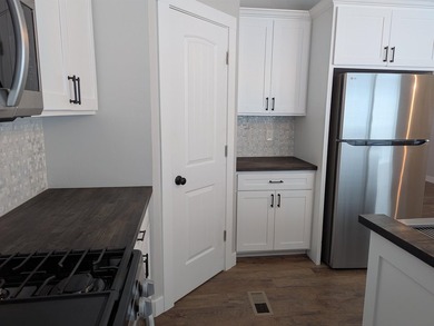 WOW! This home has been remodeled and ready for new owners - photo 10