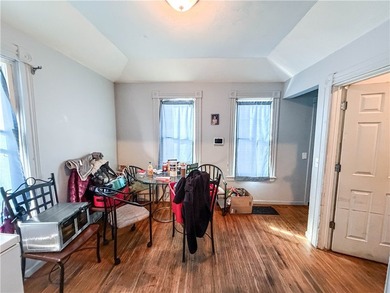 Opportunity is knocking! This 3 bedroom, 1 bath home features a - photo 2