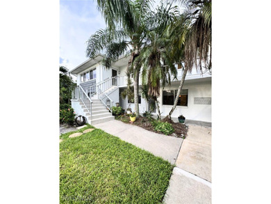 Caloosahatchee River Condo For Sale in Fort Myers Florida