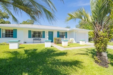Welcome to this beautifully maintained family home offering - photo 1