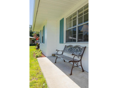 Welcome to this beautifully maintained family home offering - photo 5