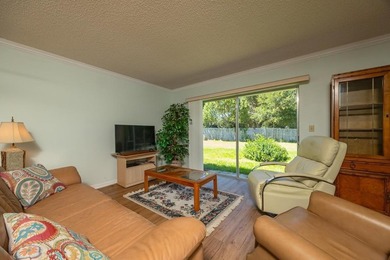 Welcome to this beautifully maintained family home offering - photo 10