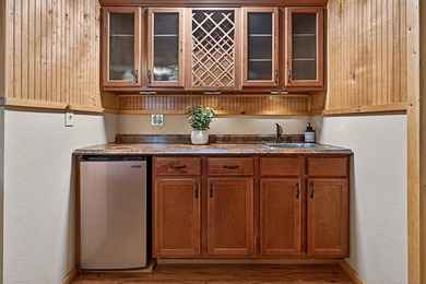 Experience refined waterfront living in the gated community of - photo 9