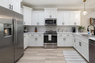 A must-see in Freeport! This 3-bedroom, 2-bath home with a flex - photo 16