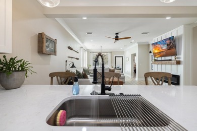 A must-see in Freeport! This 3-bedroom, 2-bath home with a flex - photo 17