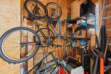 Welcome to this beautifully 2021-built double-wide home offering - photo 24