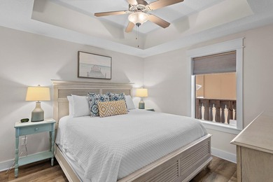 Elegance and convenience unite in this stunning 3-bedroom - photo 29