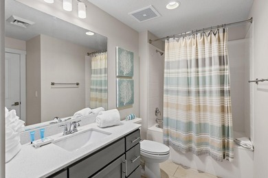 Elegance and convenience unite in this stunning 3-bedroom - photo 32